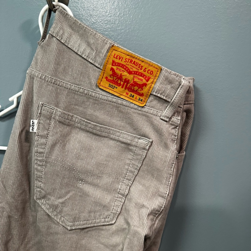 Levi’s 502 Corduroy Pants